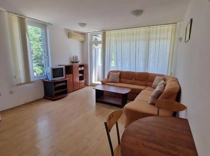 Prima 1 Slantchev Briag